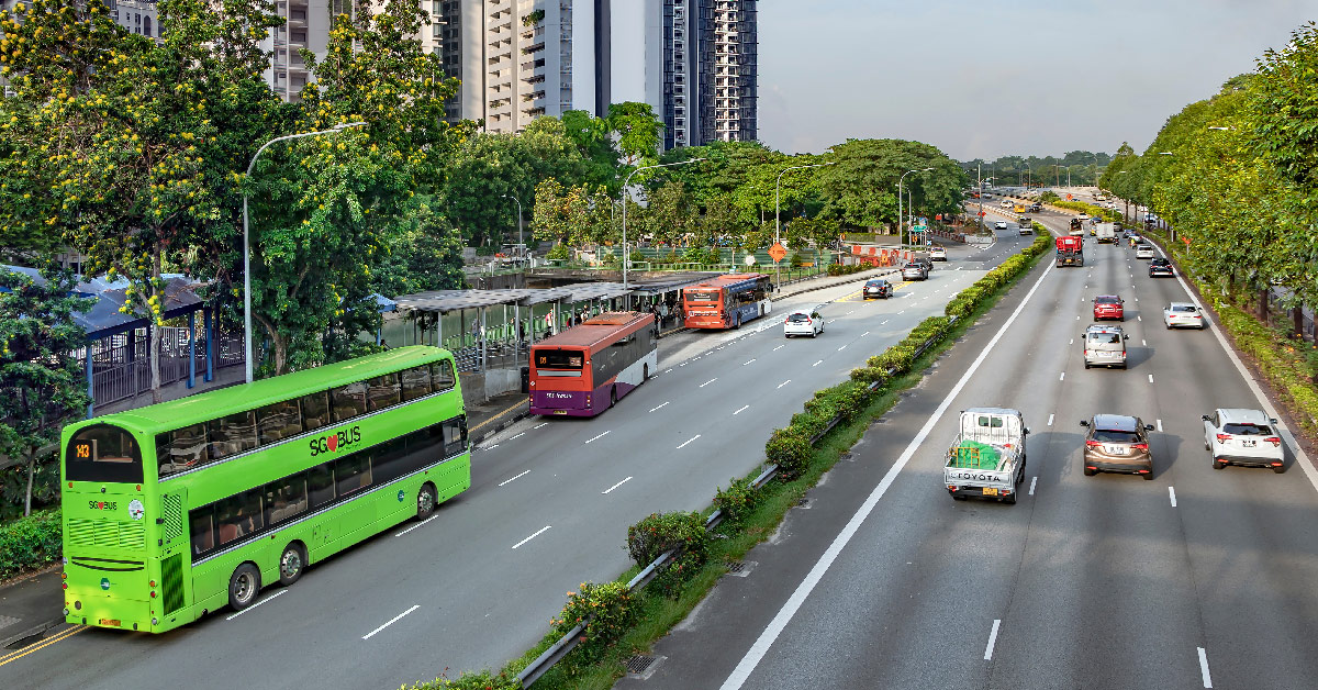 Singapore Bus and Car