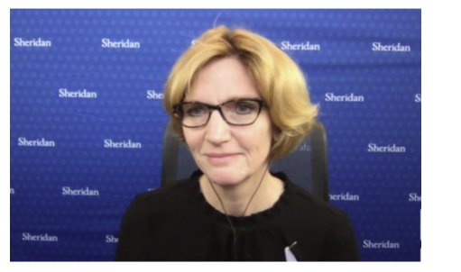 Dr. Janet Morrison, Präsidentin/CEO des Sheridan College, sprach darüber, wie wichtig Solidarität unter Frauen ist und dass man sich nicht durch Geschlechterklischees von seinem Weg abbringen lassen sollte.