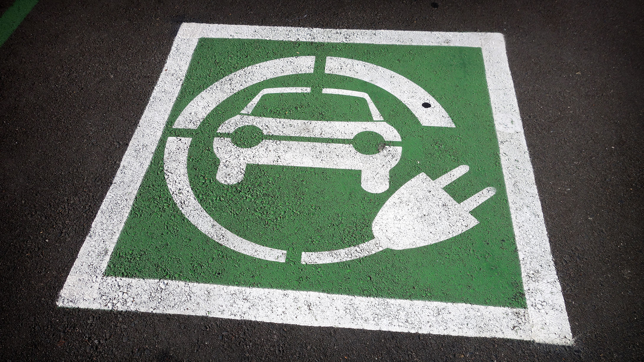 Postazione prcheggio veicolo EV