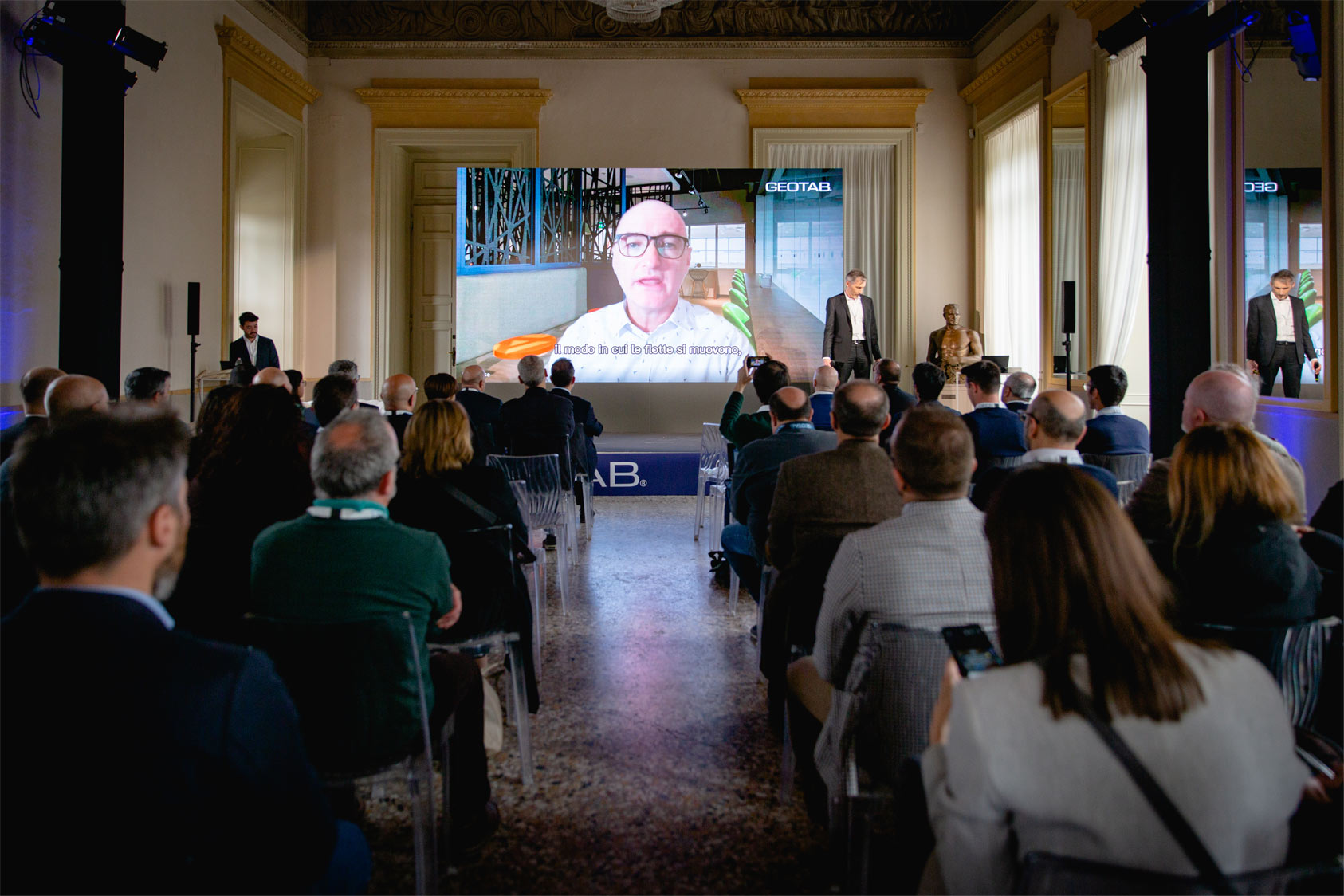 Neil Cawse, CEO di Geotab, in un videomessaggio registrato appositamente per l’evento. 